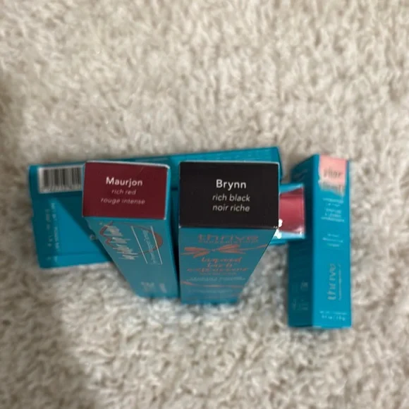 Thrive Causemetics Makeup Bundle